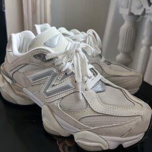New Balance 9060 Sneakers